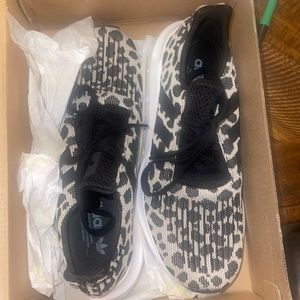 adidas swift run size 8